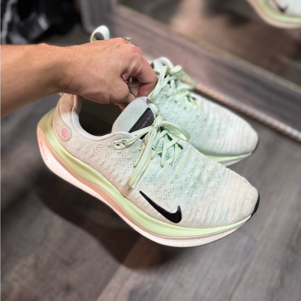 Nike Women's Mint Green Athletic Shoes